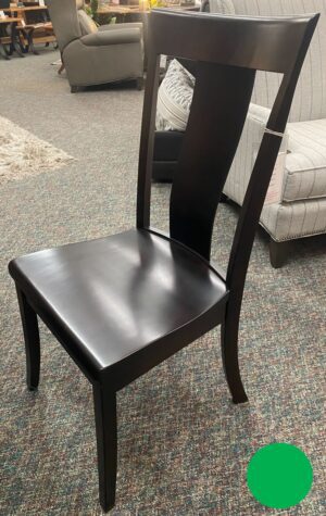 2017-0401 | Jamestown Side Chair