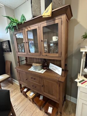 455 LOU | Hudson Hutch