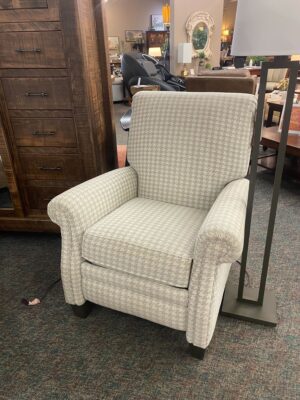 704-38F LOU | Motorized Recliner