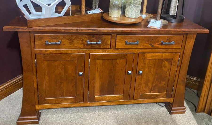 PLW-0513 | Christy Buffet