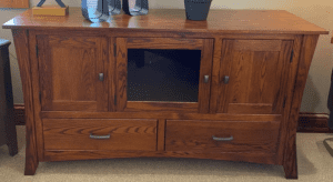 3009 OAK LOU | Bowed TV Stand