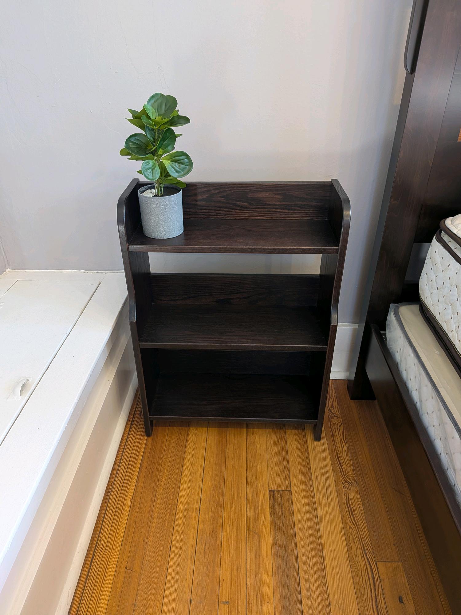 53-103O LOU| 3 Shelf Bookcase