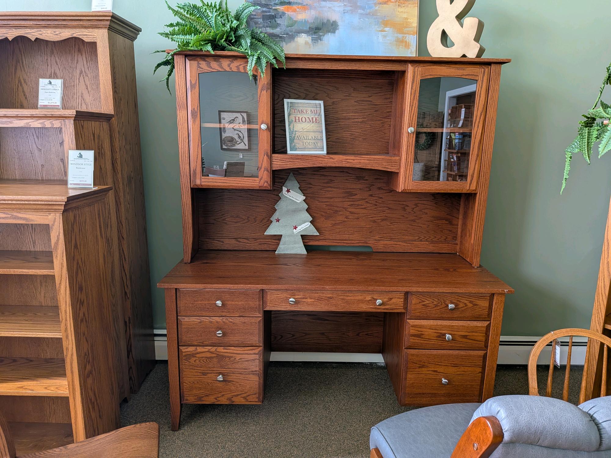 HM-3012SS | Hampton Double Pedestal Desk & Hutch