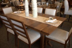 215-305| Audrey trestle table