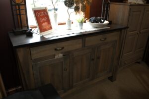 TL-53 | Lexington sideboard