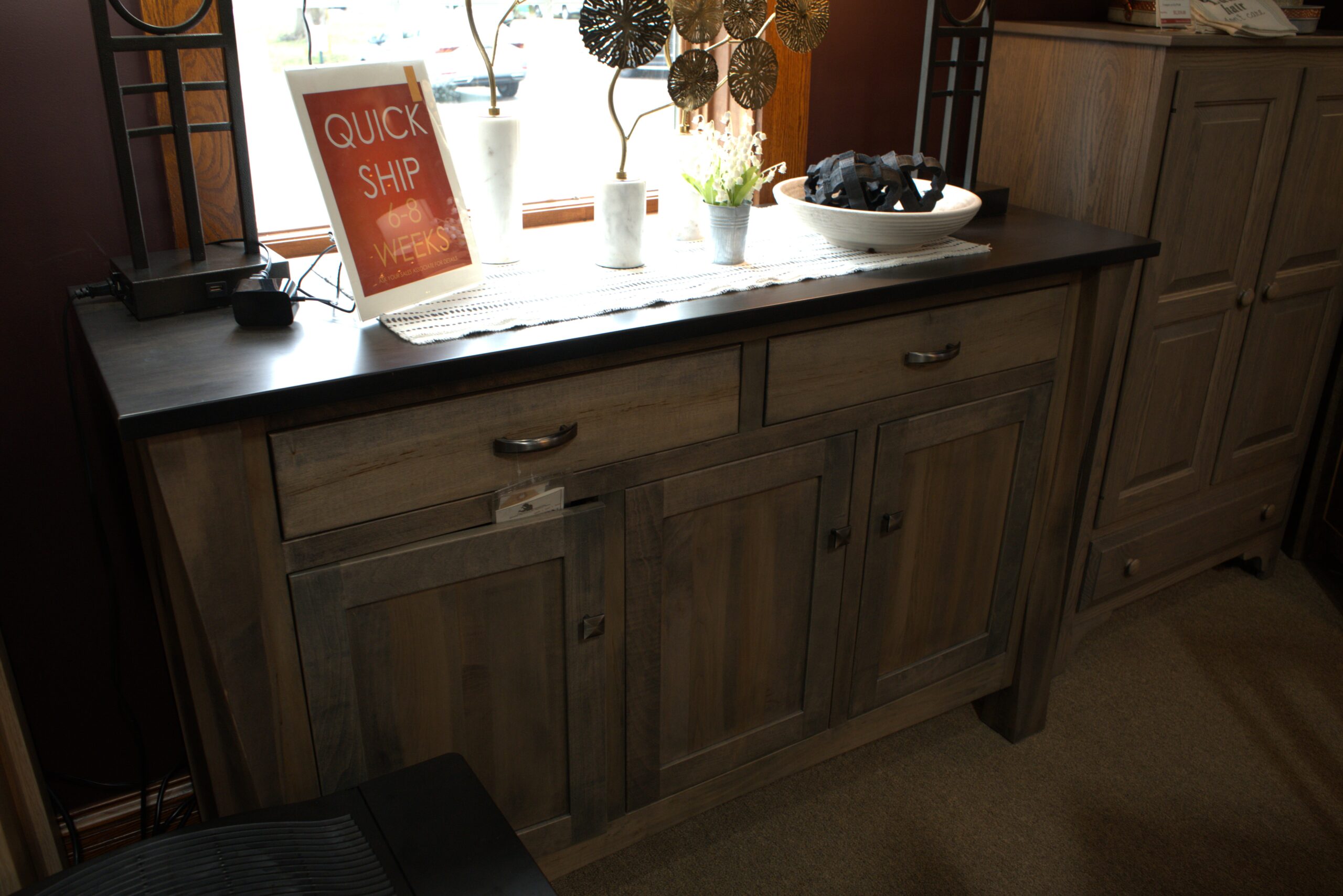 TL-53 | Lexington sideboard