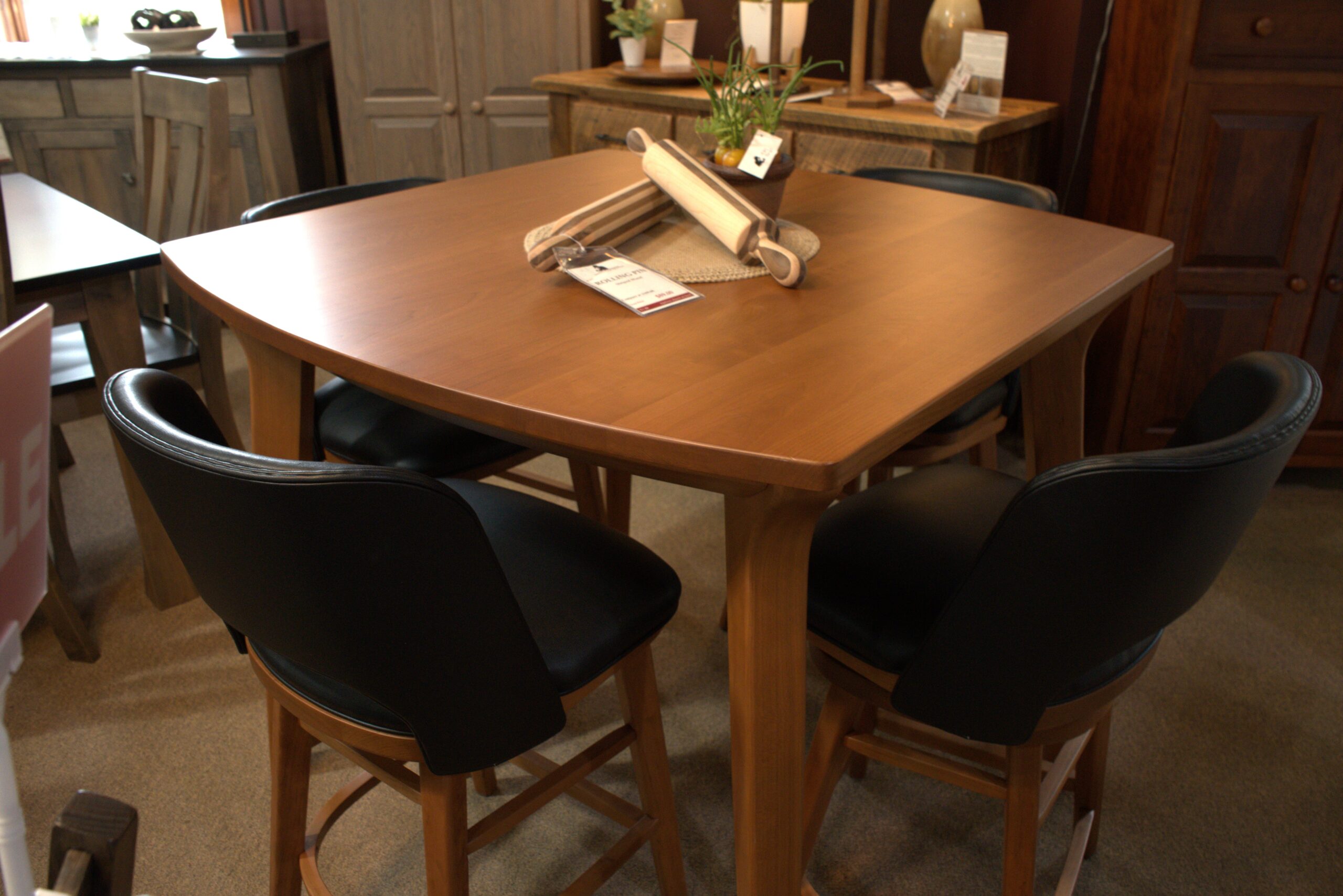 VSP4242-S | Vinson pub table